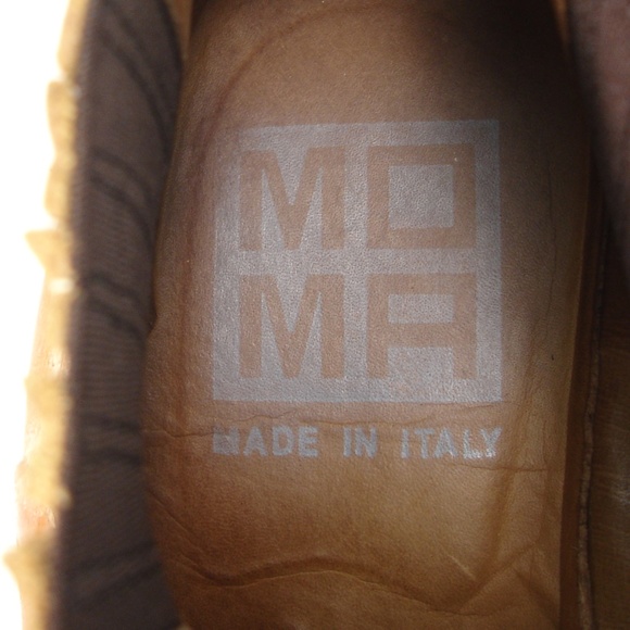 MOMA COGNAC DISTRESSED LEATHER WINGTIP BOOTS 41